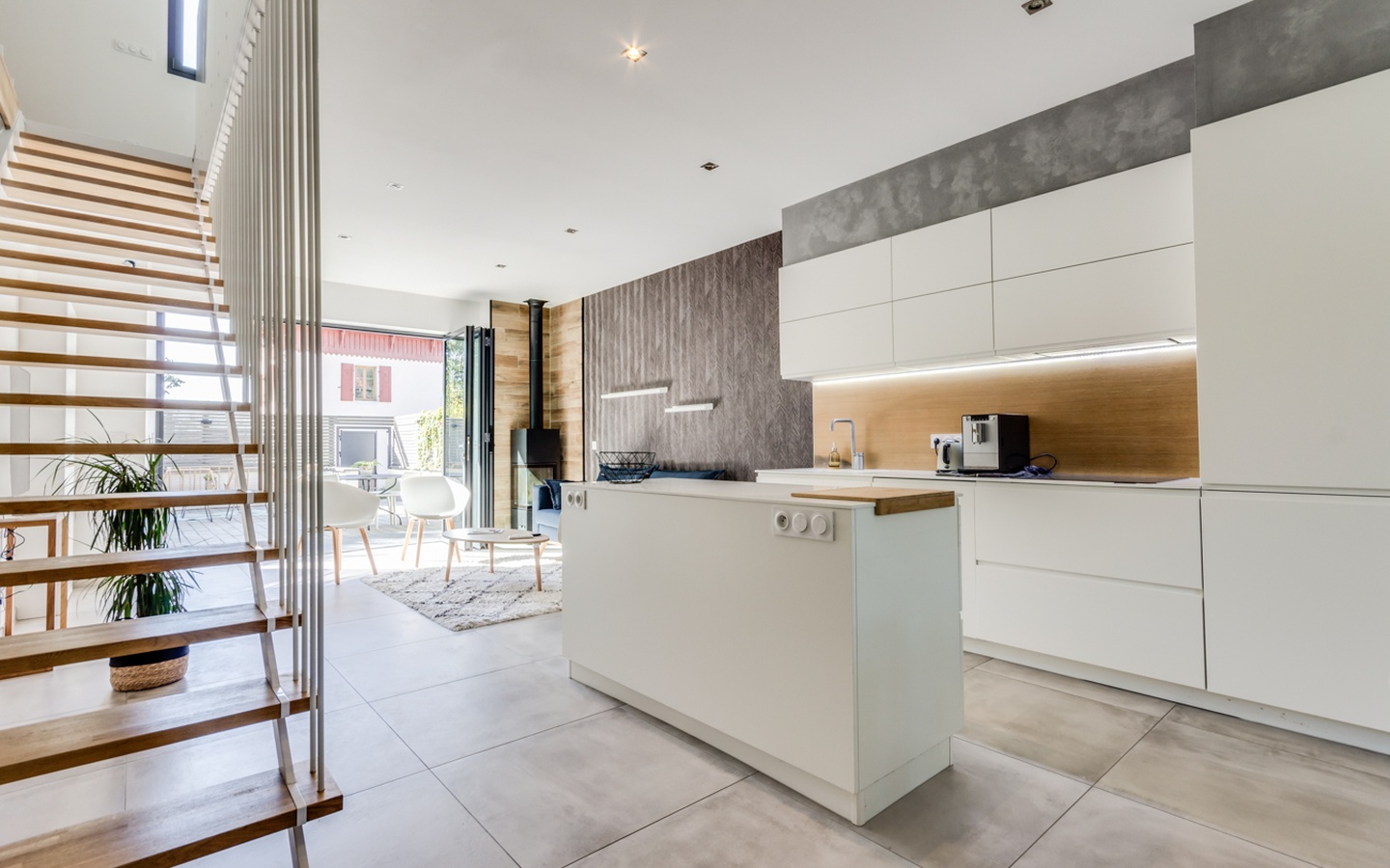 ANNECY LE VIEUX - T5 moderne avec terrasse-10