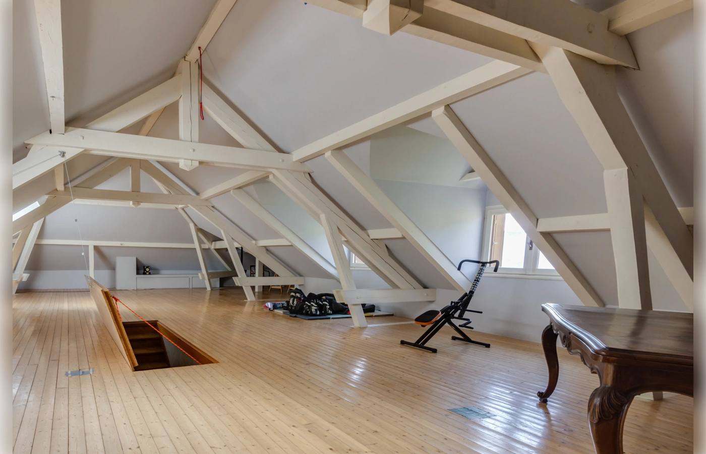 BLUFFY - Maison 7 pièces vue lac, château et montagnes-14