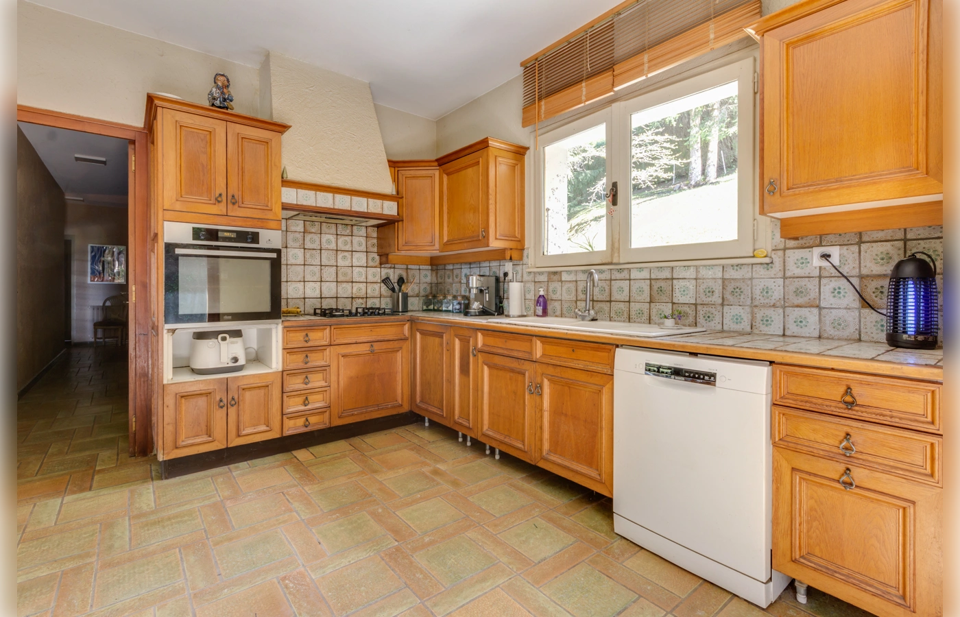 BLUFFY - Maison 7 pièces vue lac, château et montagnes-8