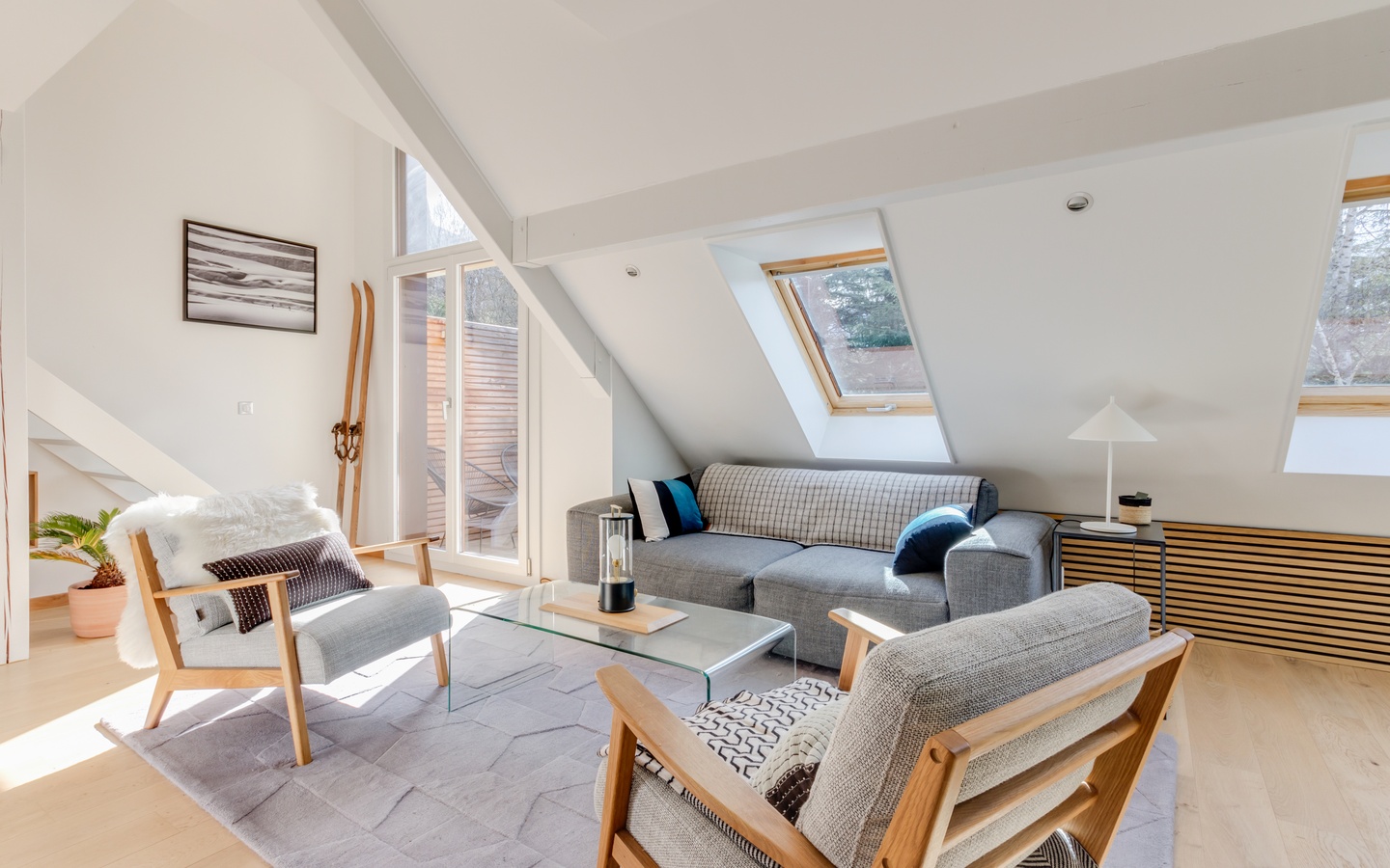 MENTHON SAINT BERNARD - T3 rénové en duplex dernier étage proche lac et commerces--2