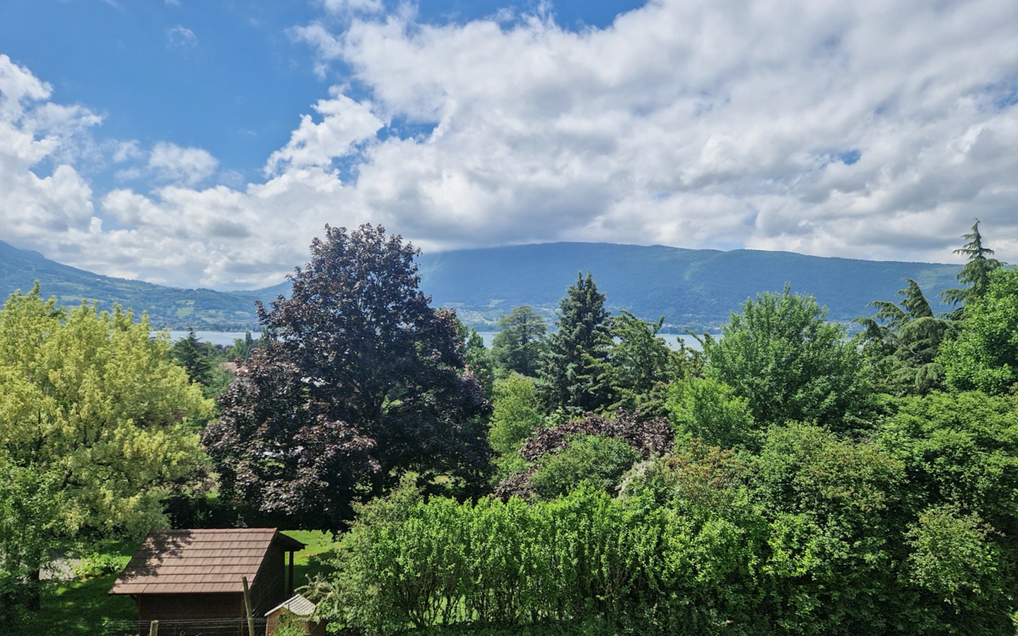 MENTHON ST BERNARD - maison 6 pièces au calme, vue dégagée-3