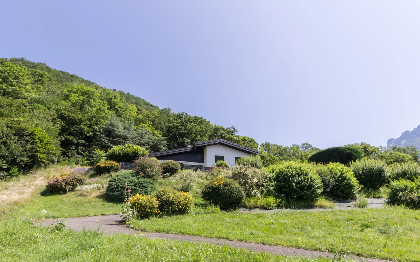 MENTHON ST BERNARD - maison avec vue lac et terrain constructible-5