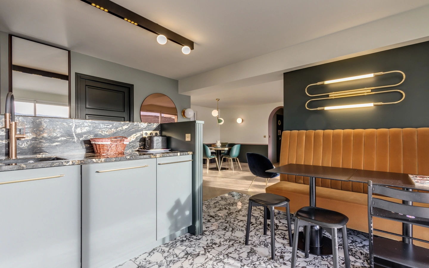 VEYRIER DU LAC - appartement 4 pièces vue sur le lac et accès au lac rapide (9)