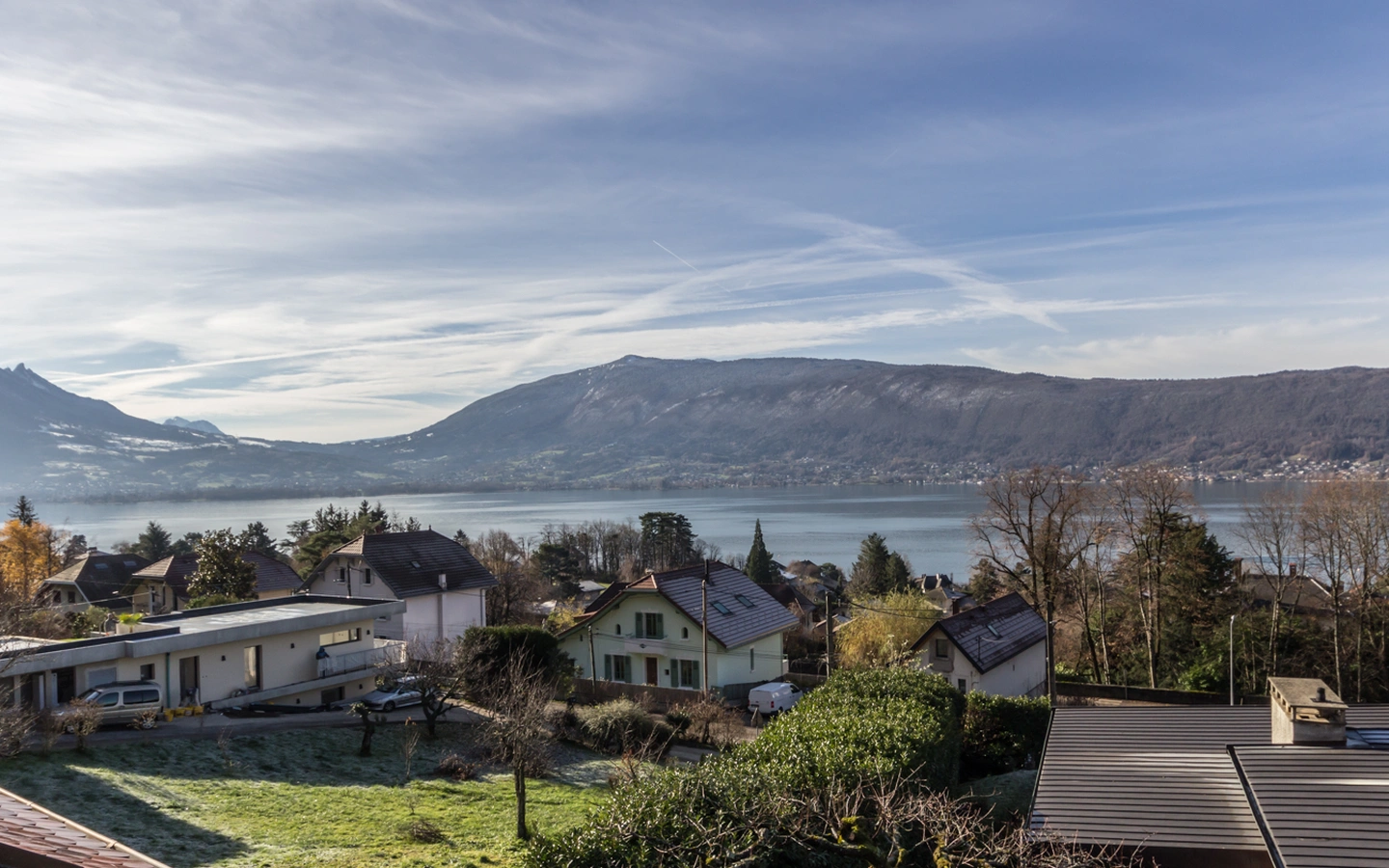 VEYRIER DU LAC - maison de village 5 pièces vue sur le lac-3