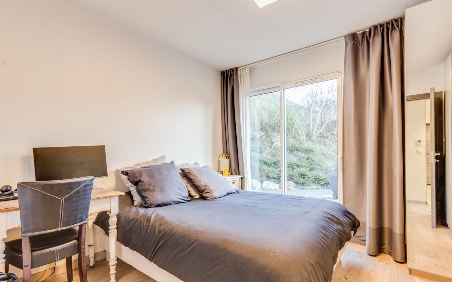 VEYRIER DU LACcentre village- T3 avec terrasse exposée Sud_-16