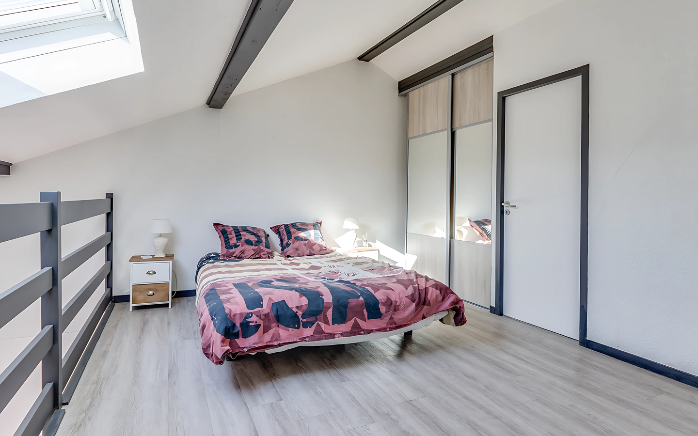 VEYRIER DU LAC - T2 duplex avec jardin et vue lac-12