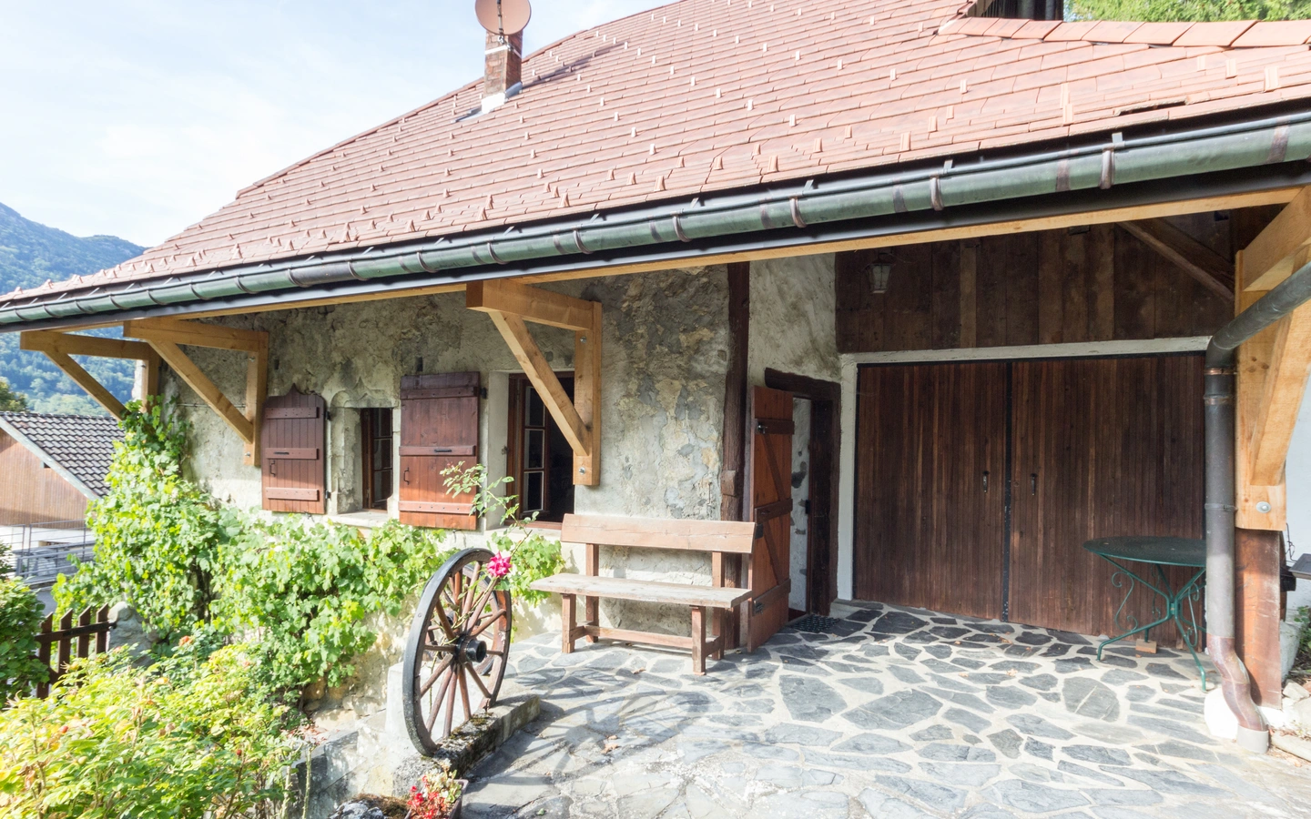 BLUFFY - Maison de caractère avec 8 pièces-0235