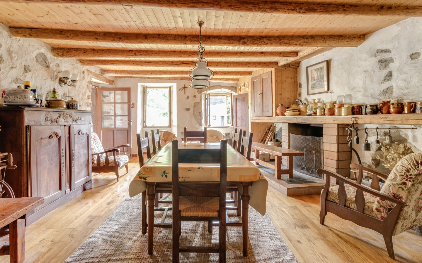 BLUFFY - Maison de caractère avec 8 pièces--13